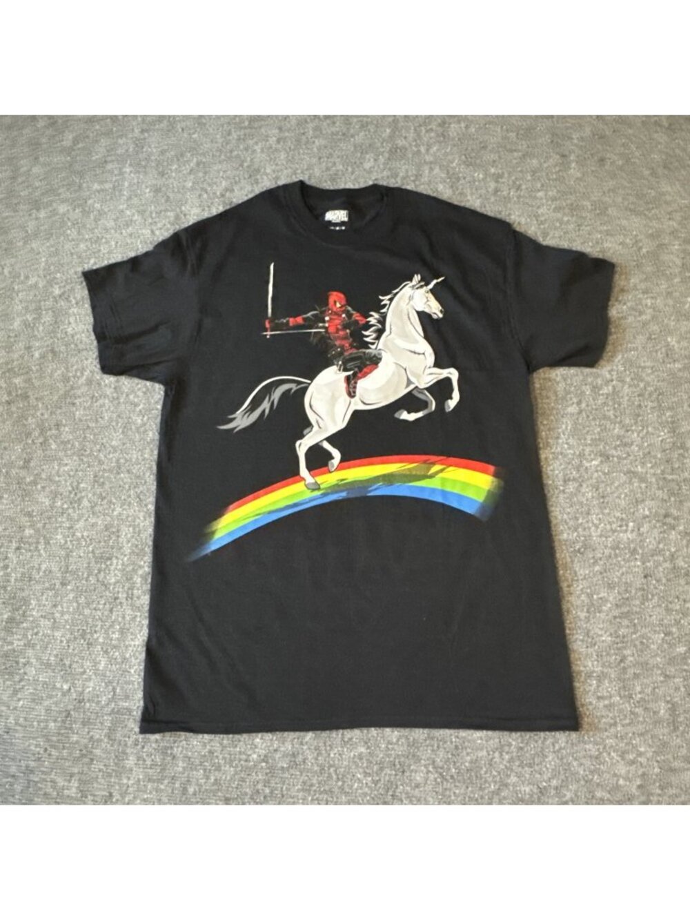 Deadpool Riding Unicorn Rainbow Marvel Black Graphic Tee Shirt Size M